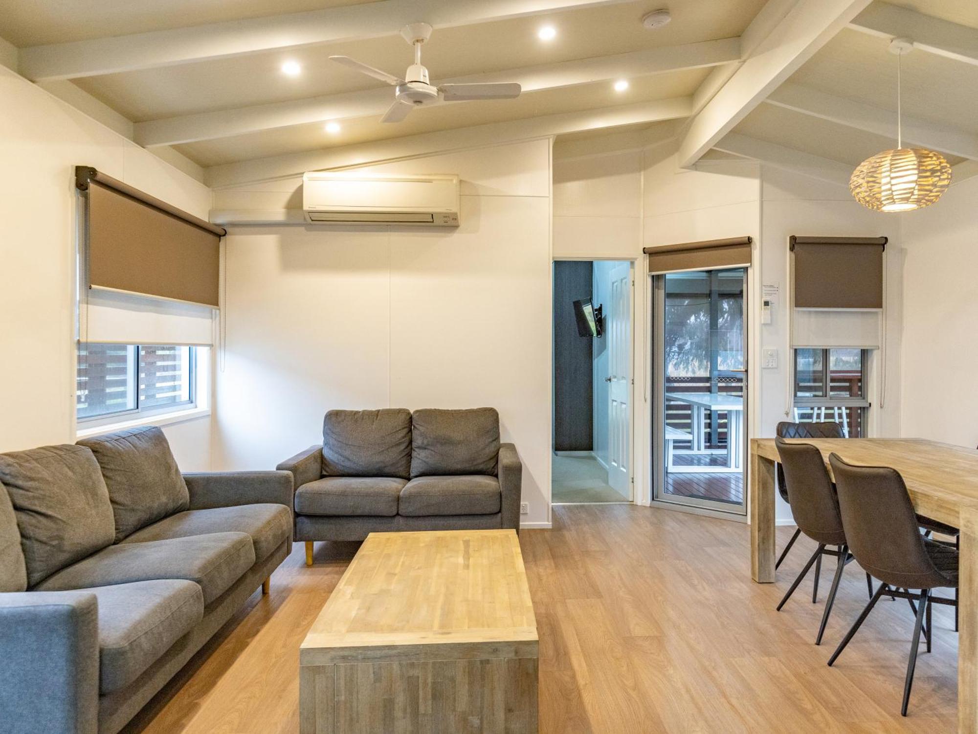 Nrma Warrnambool Riverside Holiday Park Habitación foto
